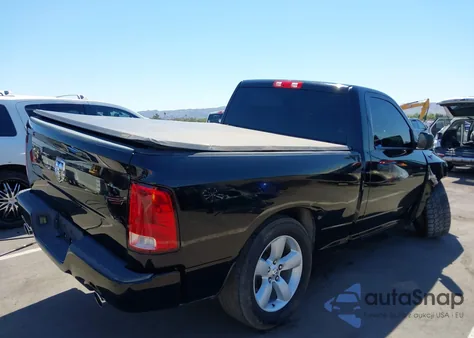 2013 Ram 1500 Express из США, поврежденный, VIN 3C6JR6ATXDG505221